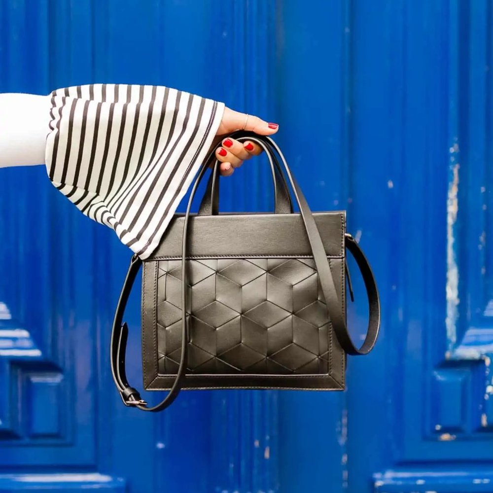 Welden voyager leather satchel